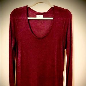 M Merlot Modal Tunic by Lou&Grey